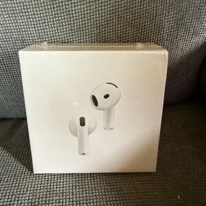 Apple White Earbud Headphones